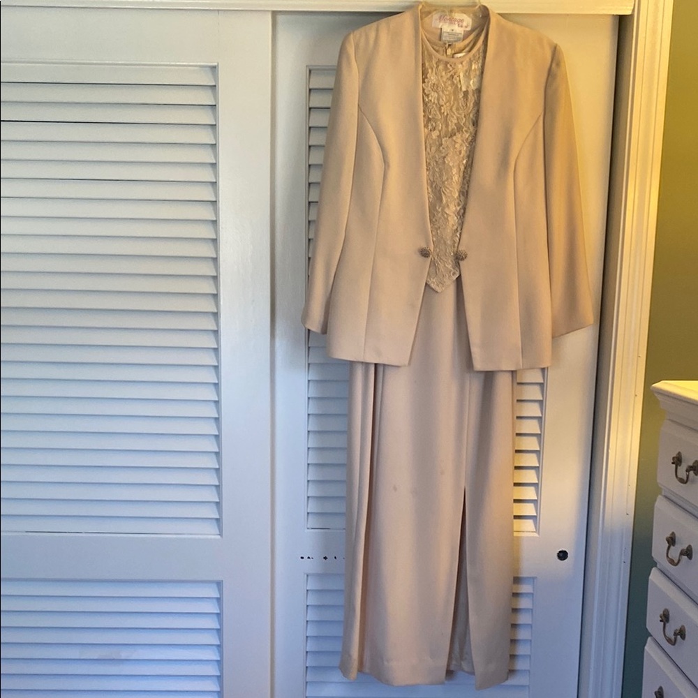 Vintage Cream Suit Set